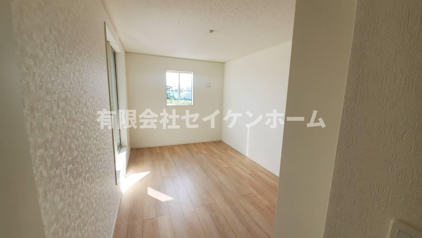 　深谷市武蔵野　第2の洋室