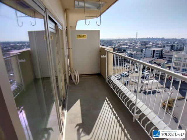 東武鶴瀬西口サンライトマンションのバルコニー|南向きバルコニーの為、陽当り良好！