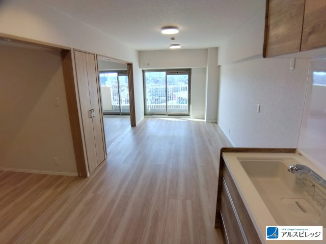 東武鶴瀬西口サンライトマンションの居間・リビング