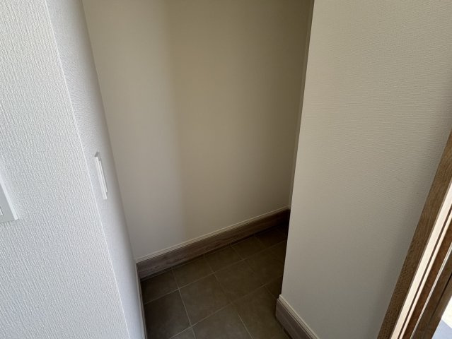 北九州市八幡西区町上津役東2丁目4期の収納