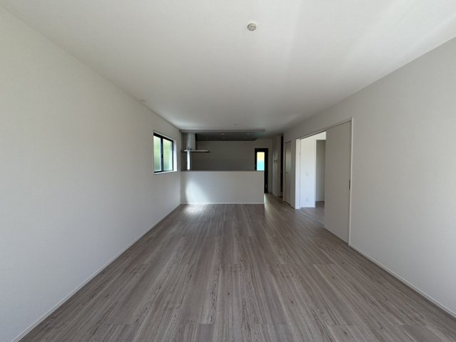 北九州市八幡西区町上津役東2丁目4期の居間・リビング