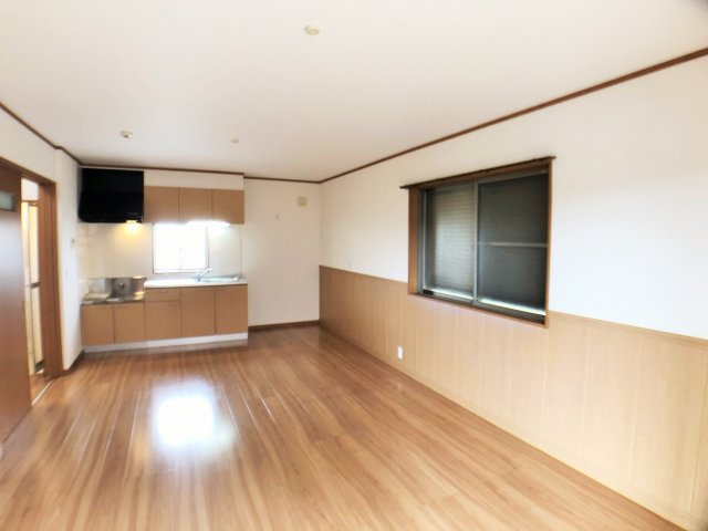 花井メゾネット借家の居間・リビング