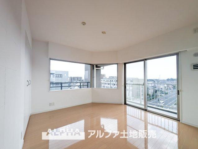 ワイズユウラク立川弐番館の寝室