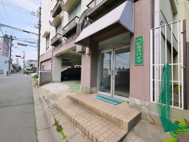 ハピネスハイツ（北京終町）のその他共用部分|ゆったりとした共有スペース。