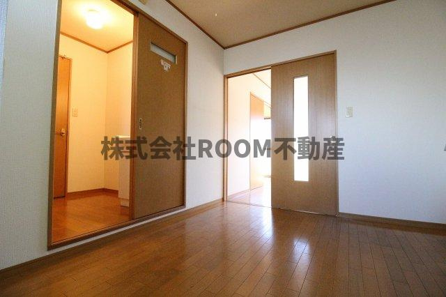 グリーンコーポ植木１号館の洋室|明るい洋室です