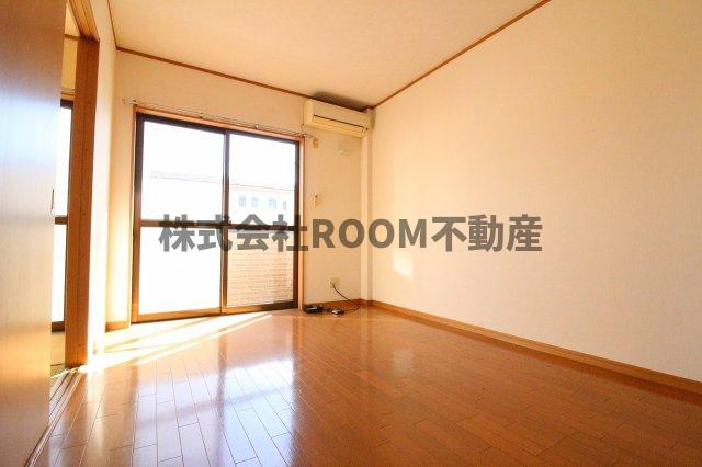 グリーンコーポ植木１号館の寝室|ゆとりの広さです