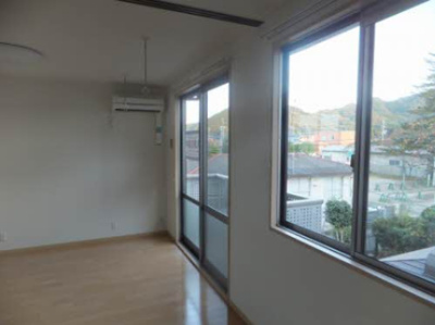 【展望】 | メゾンi | 反転間取り別部屋写真です。