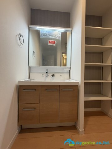 秦野市第1北矢名　新築戸建　全5棟5号棟の独立洗面台