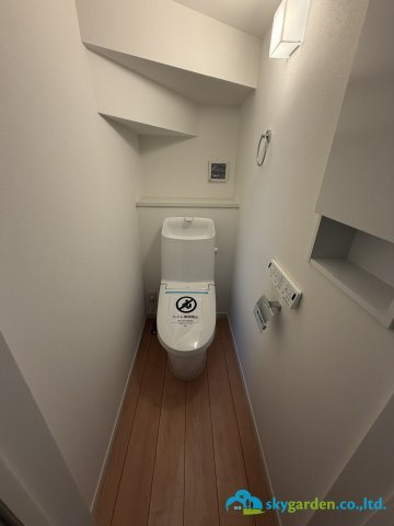 秦野市第1北矢名　新築戸建　全5棟5号棟のトイレ