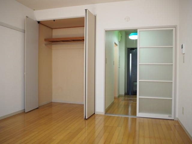 【寝室】ユルバンプチメゾン