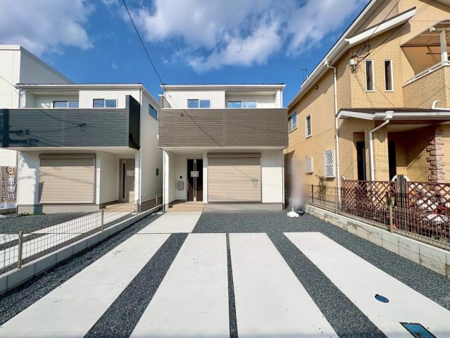 栗東市小柿2丁目2号棟　新築戸建て