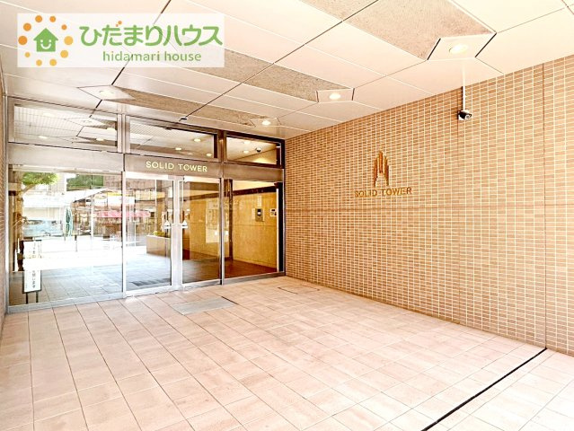 【エントランス】 | ソリッドタワー | 8/29撮影