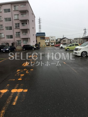 【駐車場】 | 第2マンション鈴木(B棟) | 車をお持ちの方に嬉しい駐車場付きの物件です