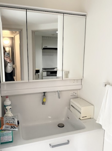 瀧野ビルの洗面所