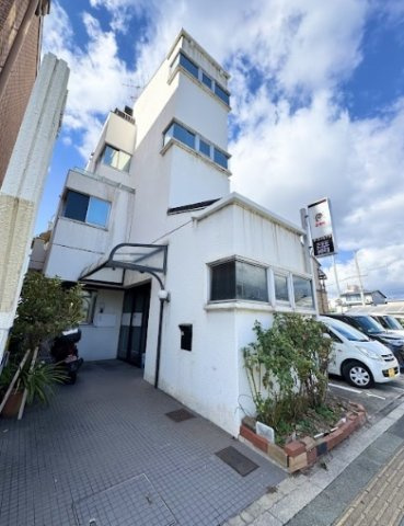 瀧野ビルの外観