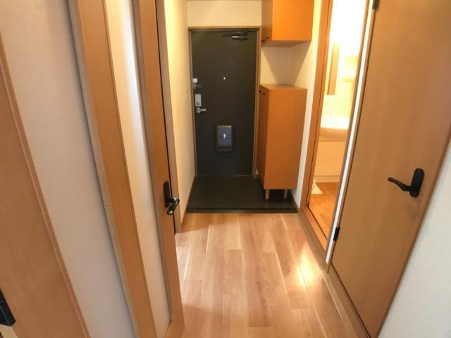 クローバービルの内装|廊下