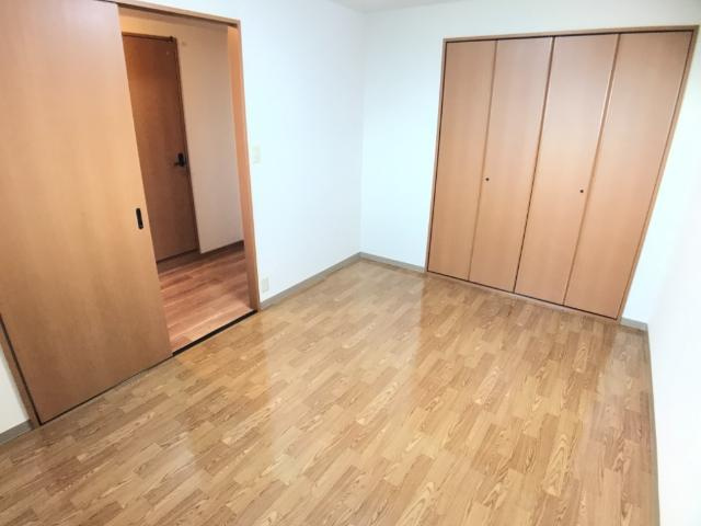 クローバービルの内装|室内