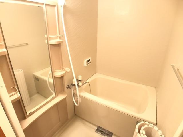 クローバービルの浴室|バス