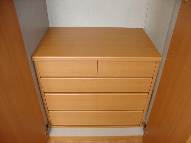 ベル・グラースのその他|チェスト