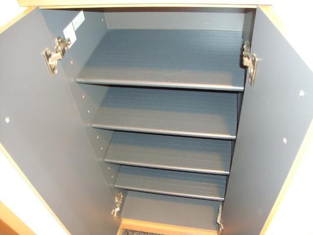 ベル・グラースの収納|下駄箱