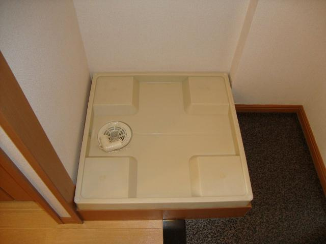 ベル・グラースのその他|洗濯機置場