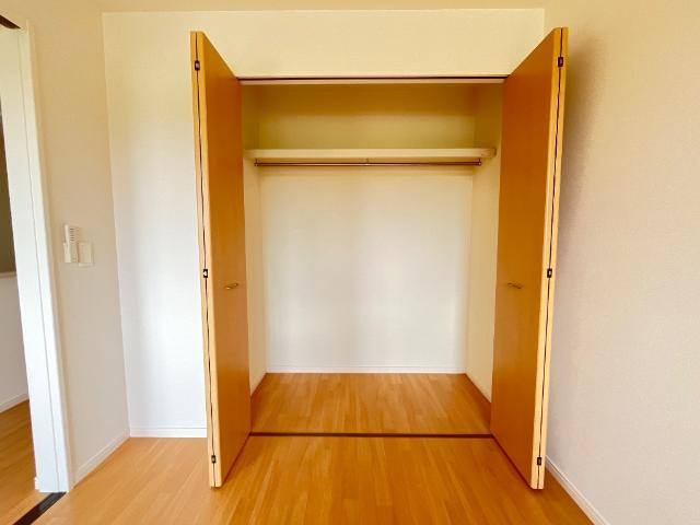 エターナルの収納|クローゼット