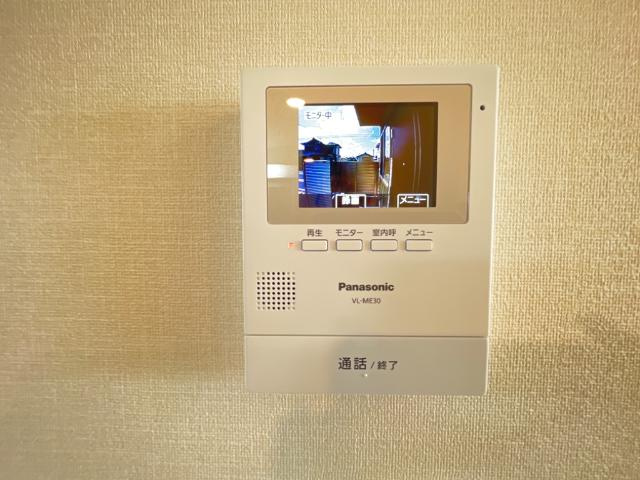 エバービューティクルの内装|カメラ付インターホン