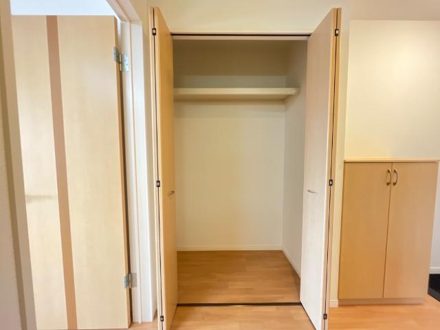 エターナルの収納|クローゼット