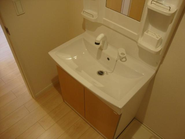 アプリーレ　Ｂの洗面所|洗髪洗面化粧台