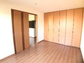 アプリコットの内装|洋室