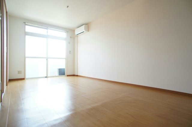 ヒロパレスⅡの居間・リビング