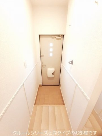 エタニティ・Ｅの玄関