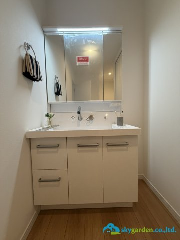 秦野市第1北矢名　新築戸建　全5棟4号棟の独立洗面台