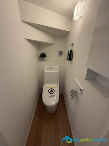 秦野市第1北矢名　新築戸建　全5棟4号棟のトイレ