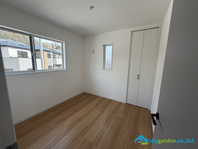 秦野市第1北矢名　新築戸建　全5棟4号棟の子供部屋