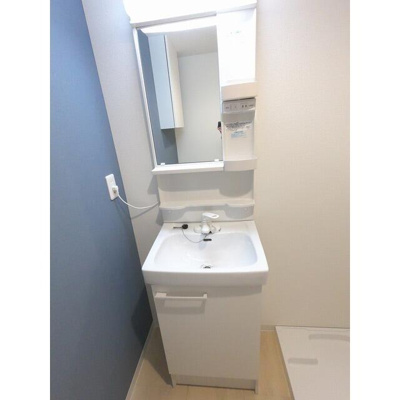 【洗面所】 | ヴェスタ南小岩 | 独立洗面台あり 