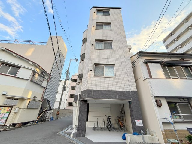 ミックコート東三国の外観