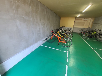 【その他共用部分】 | 新大阪ハイツ | 駐輪場です