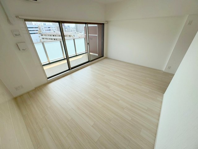 プレジオ三国EUROの居間・リビング