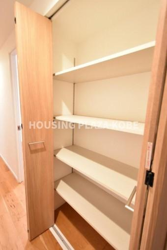 須磨一ノ谷グリーンハイツA棟の収納