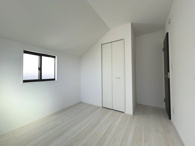 昭島市宮沢町3丁目　新築戸建全3棟の洋室|【洋室2】5帖