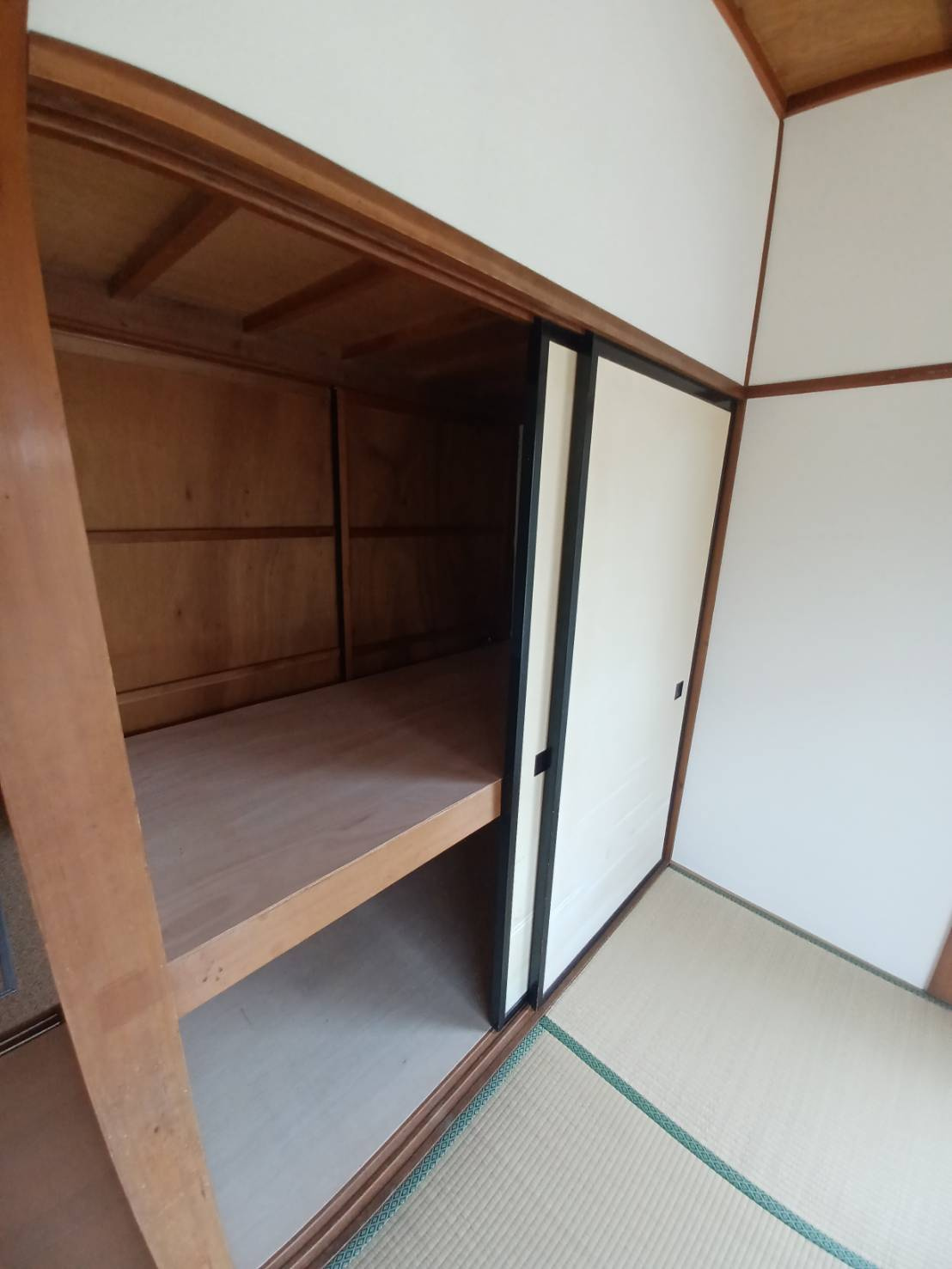 嵐アパートの収納