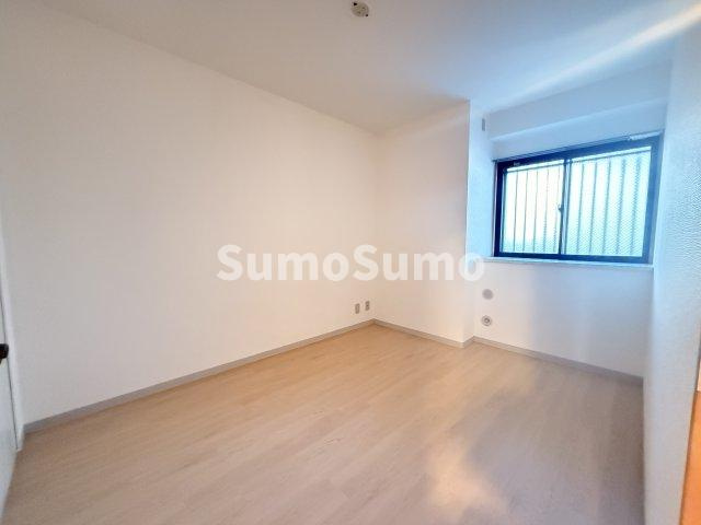 アーバネックス芦屋業平の居間・リビング|こちらの居間で趣味の時間をお楽しみください