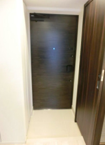 レクシード両国駅前の玄関