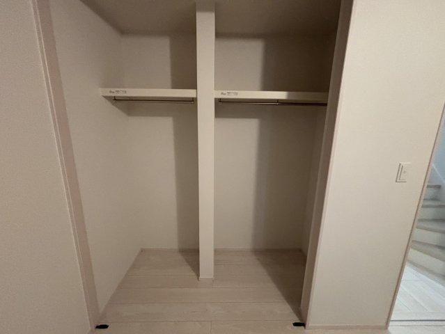 南区宇品神田4丁目の洋室