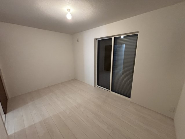 南区宇品神田4丁目の洋室