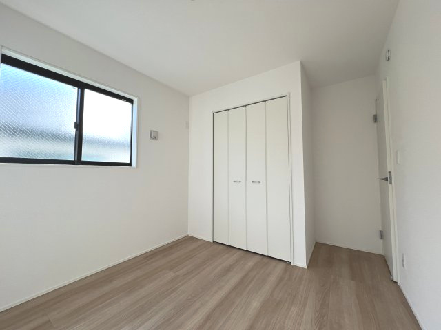 昭島市宮沢町3丁目　新築戸建全3棟の洋室|【洋室2】5帖