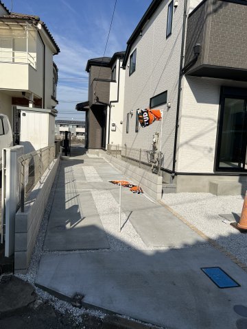 昭島市宮沢町3丁目　新築戸建全3棟の駐車場|カースペース2台可！