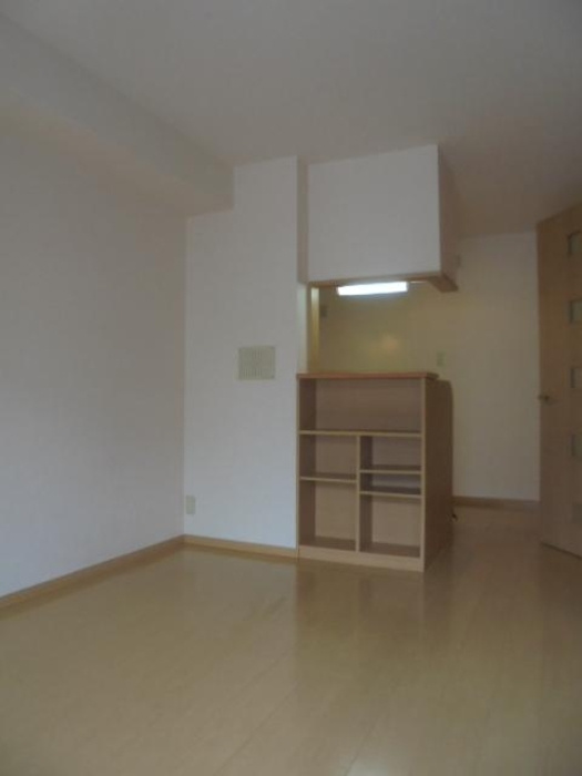 府中市白糸台４丁目のアパートの内装