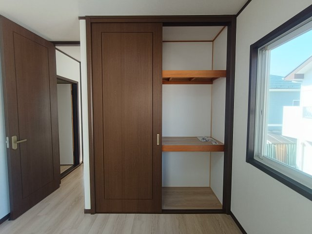 北葛飾郡松伏町　ゆめみ野6丁目　中古戸建の収納|ちょっとした収納スペースも充実しています